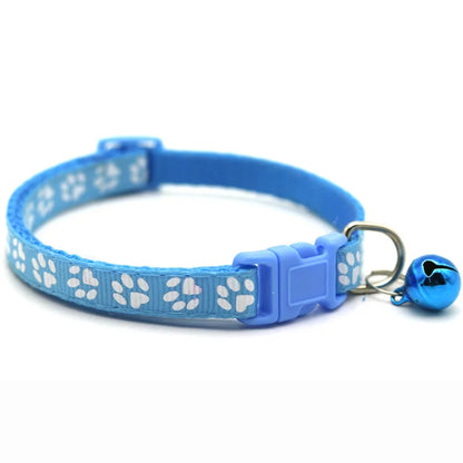 Collar para gatos con cascabel y hebilla ajustable