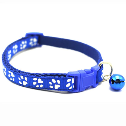 Collar para gatos con cascabel y hebilla ajustable