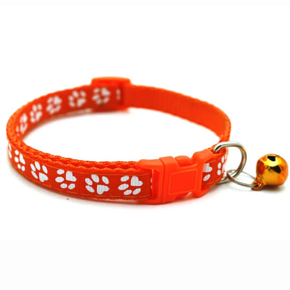 Collar para gatos con cascabel y hebilla ajustable