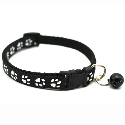 Collar para gatos con cascabel y hebilla ajustable