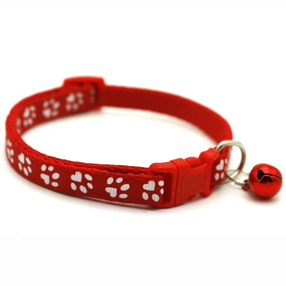 Collar para gatos con cascabel y hebilla ajustable
